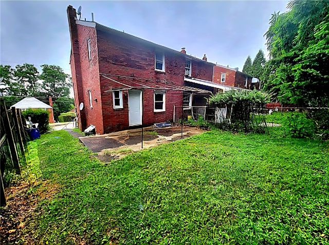 1152 Woodbine St, Stanton Heights, PA 15201