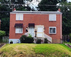 1152 Woodbine St, Stanton Heights, PA 15201