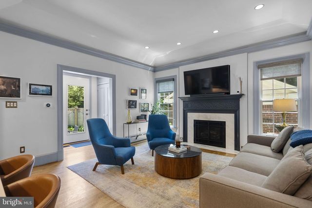 3908 OLIVER ST, Chevy Chase, MD 20815