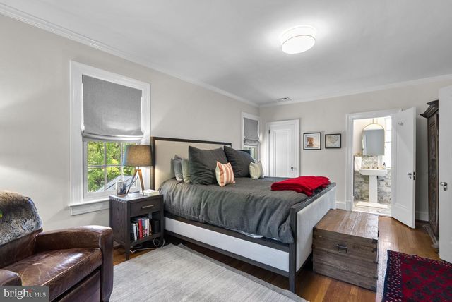 3908 OLIVER ST, Chevy Chase, MD 20815