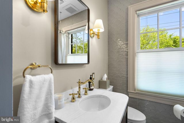 3908 OLIVER ST, Chevy Chase, MD 20815