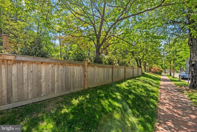 3908 OLIVER ST, Chevy Chase, MD 20815