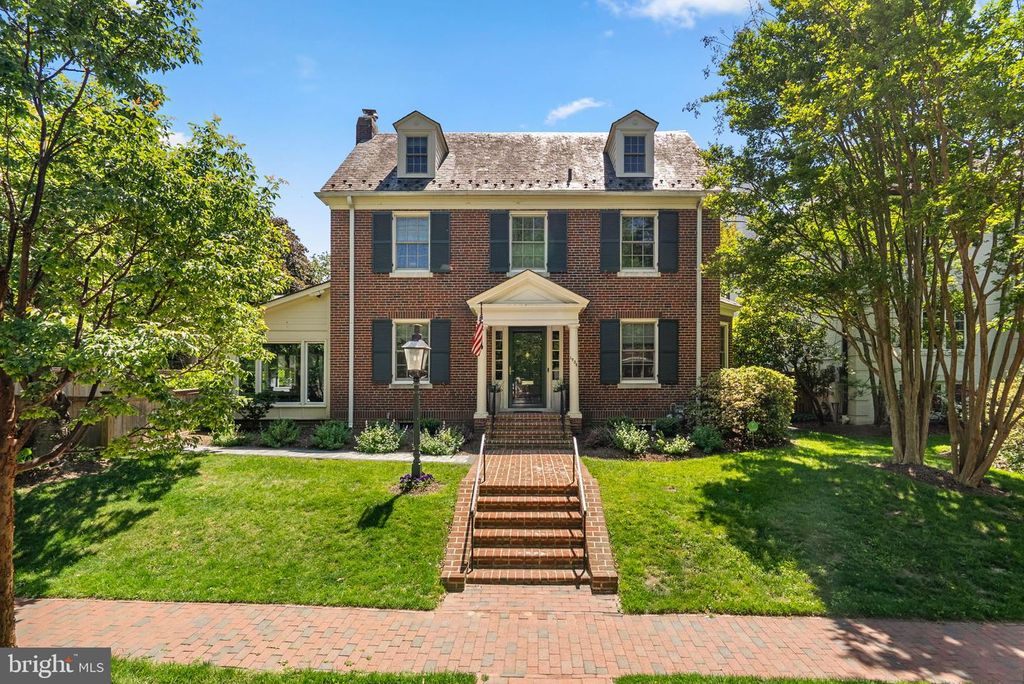 3908 OLIVER ST, Chevy Chase, MD 20815