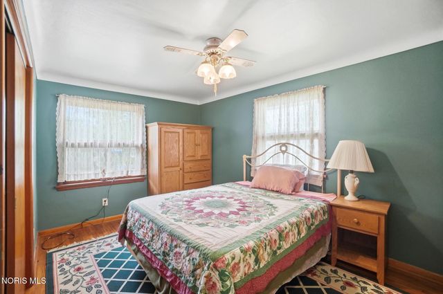 116 Frazee Avenue, Bowling Green, OH 43402