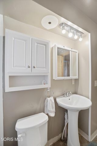 116 Frazee Avenue, Bowling Green, OH 43402