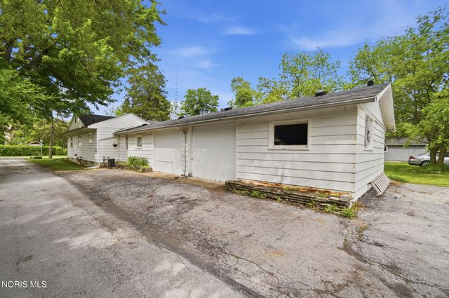 116 Frazee Avenue, Bowling Green, OH 43402
