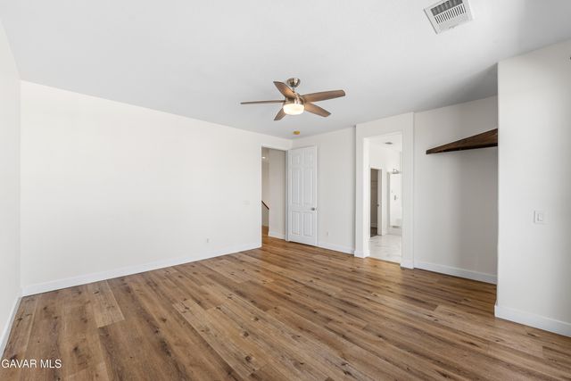 5101 Meadowsweet Drive, Palmdale, CA 93551