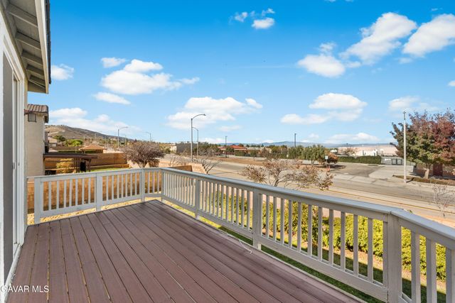 5101 Meadowsweet Drive, Palmdale, CA 93551