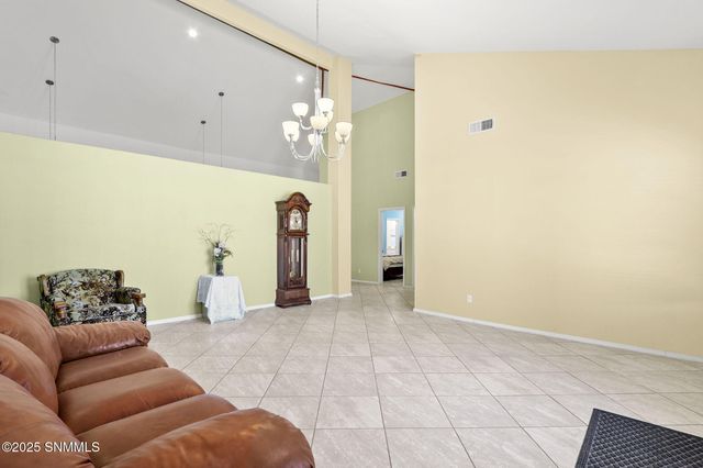 2817 Girl Scout Lane, Sunland Park, NM 88063