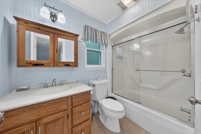 7234 Linden Road, Fenton, MI 48430