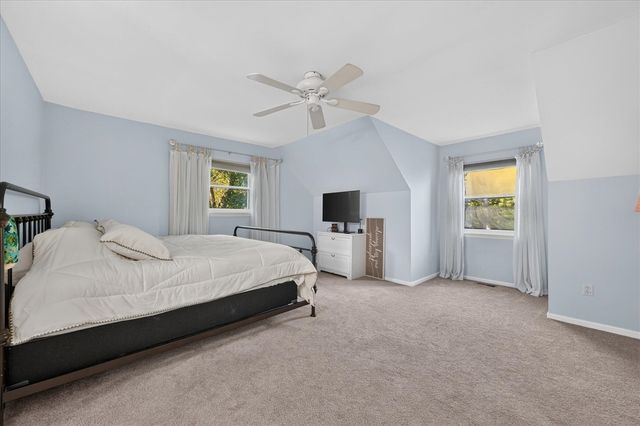 7234 Linden Road, Fenton, MI 48430