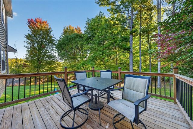 7234 Linden Road, Fenton, MI 48430