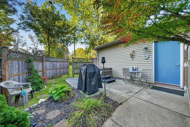 7234 Linden Road, Fenton, MI 48430