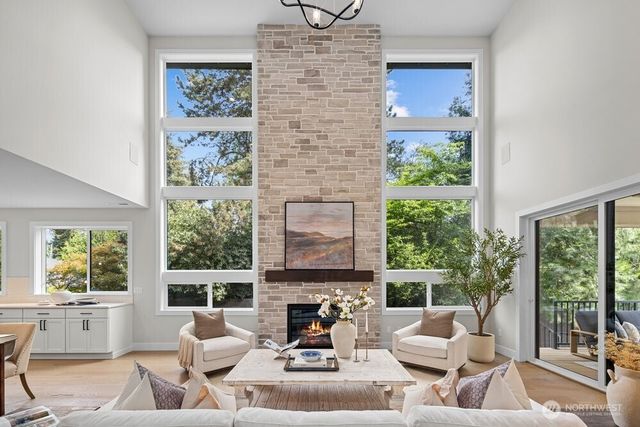 12112 94th Place NE, Kirkland, WA 98034