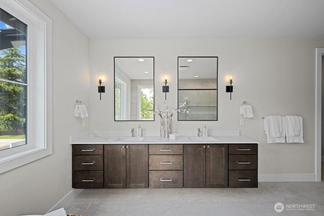 12112 94th Place NE, Kirkland, WA 98034
