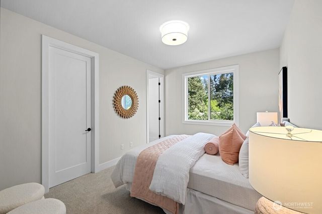 12112 94th Place NE, Kirkland, WA 98034