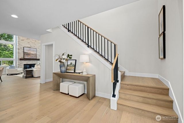 12112 94th Place NE, Kirkland, WA 98034