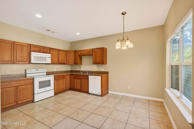 6225 E Newton Street, 6225, Bay Saint Louis, MS 39520