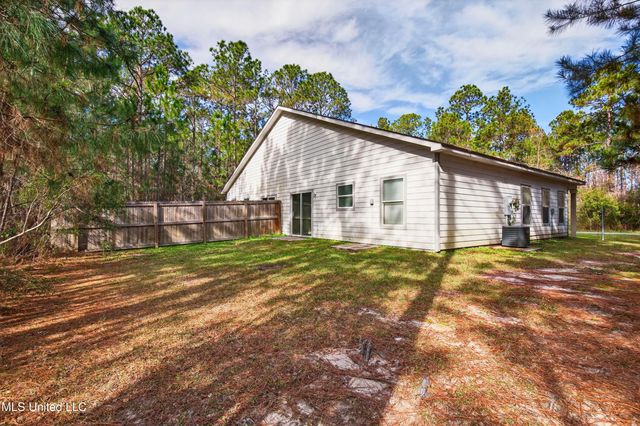 6225 E Newton Street, 6225, Bay Saint Louis, MS 39520