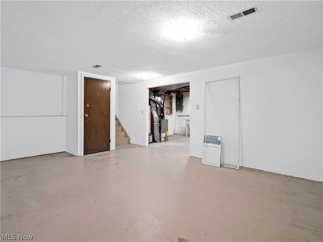 9581 Tilby Road, North Royalton, OH 44133