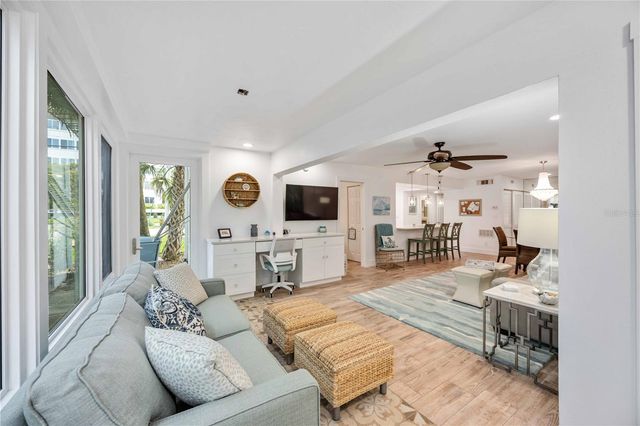 1166 W PEPPERTREE DRIVE 112D, Sarasota, FL 34242