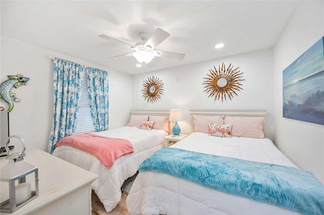 1166 W PEPPERTREE DRIVE 112D, Sarasota, FL 34242