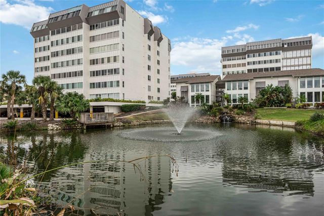 1166 W PEPPERTREE DRIVE 112D, Sarasota, FL 34242