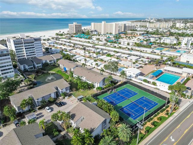 1166 W PEPPERTREE DRIVE 112D, Sarasota, FL 34242