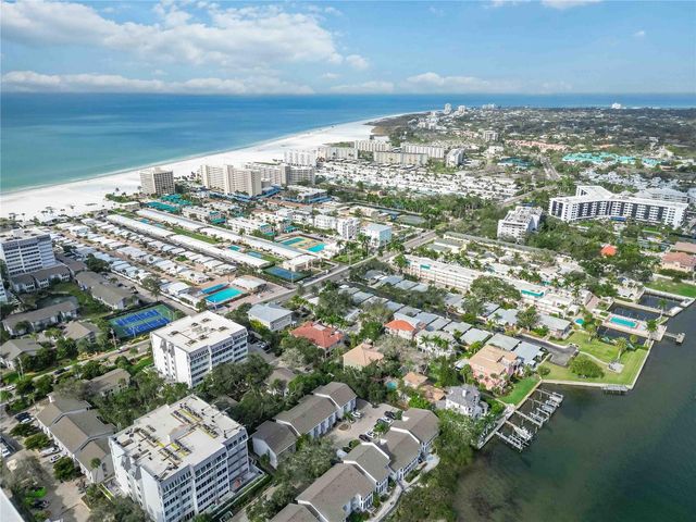 1166 W PEPPERTREE DRIVE 112D, Sarasota, FL 34242