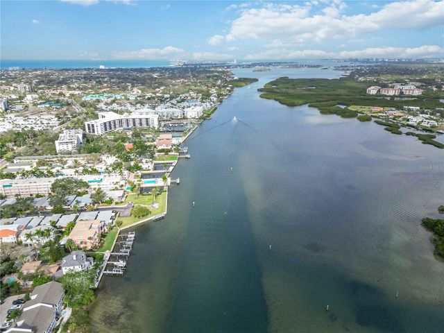 1166 W PEPPERTREE DRIVE 112D, Sarasota, FL 34242