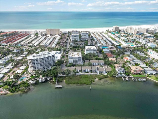 1166 W PEPPERTREE DRIVE 112D, Sarasota, FL 34242