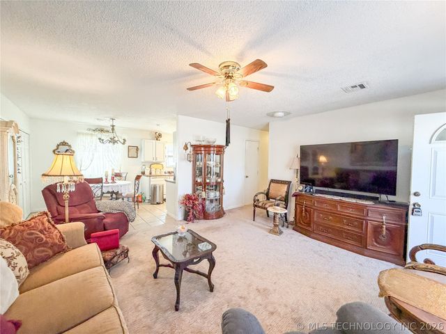 1205 Jay Lane, Tahlequah, OK 74464