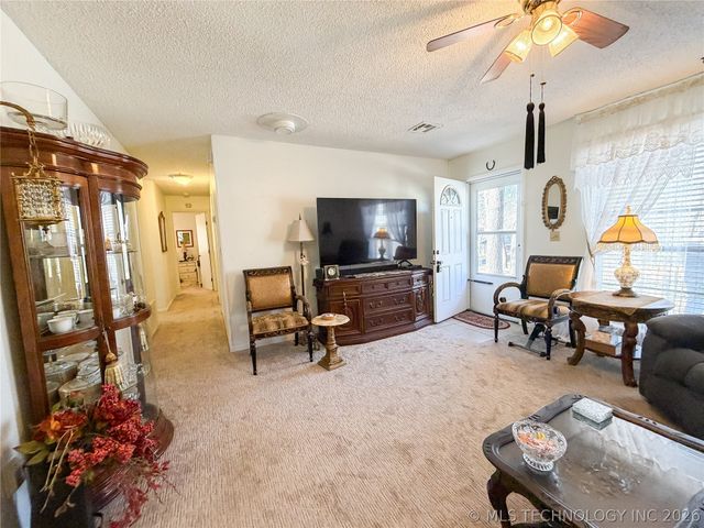 1205 Jay Lane, Tahlequah, OK 74464