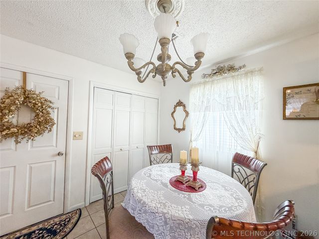 1205 Jay Lane, Tahlequah, OK 74464