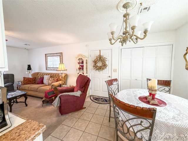 1205 Jay Lane, Tahlequah, OK 74464