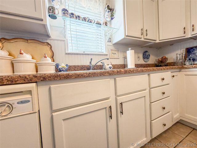 1205 Jay Lane, Tahlequah, OK 74464