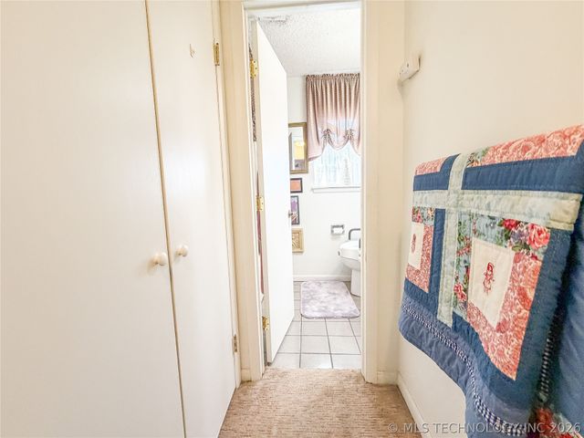 1205 Jay Lane, Tahlequah, OK 74464