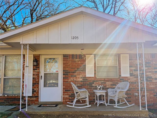 1205 Jay Lane, Tahlequah, OK 74464