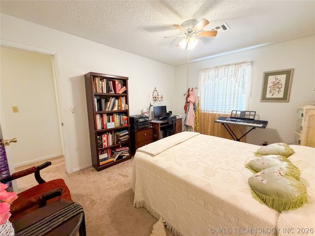 1205 Jay Lane, Tahlequah, OK 74464