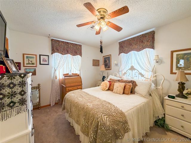 1205 Jay Lane, Tahlequah, OK 74464