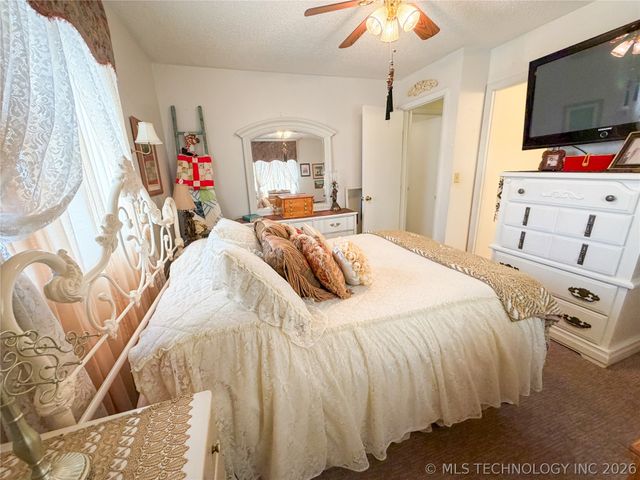 1205 Jay Lane, Tahlequah, OK 74464