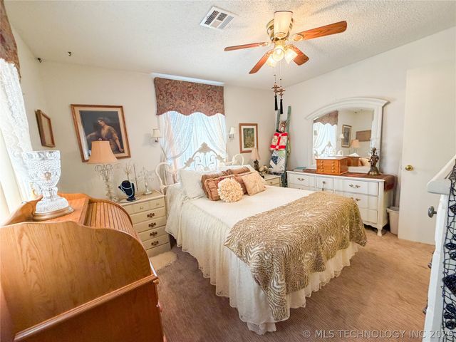 1205 Jay Lane, Tahlequah, OK 74464