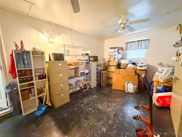 1205 Jay Lane, Tahlequah, OK 74464