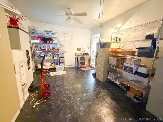 1205 Jay Lane, Tahlequah, OK 74464