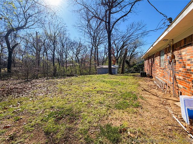 1205 Jay Lane, Tahlequah, OK 74464