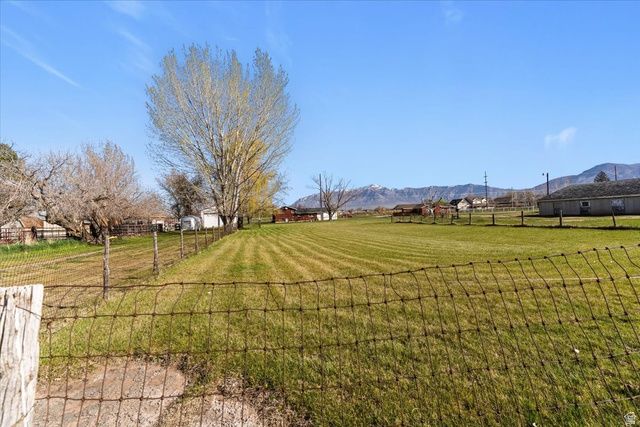 2495 W 2550 S, West Haven, UT 84401