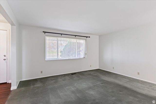 2495 W 2550 S, West Haven, UT 84401