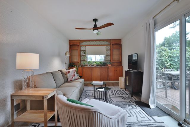 148 S Kellner Road, Columbus, OH 43209