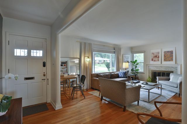 148 S Kellner Road, Columbus, OH 43209