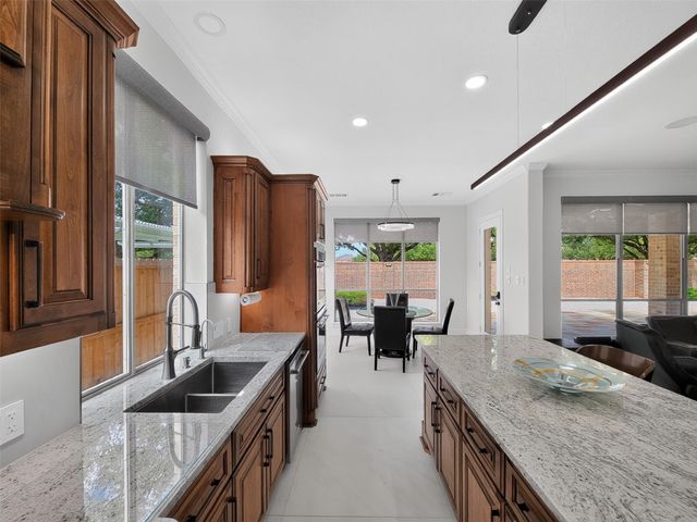 6911 Gossamer Lane, Sugar Land, TX 77479
